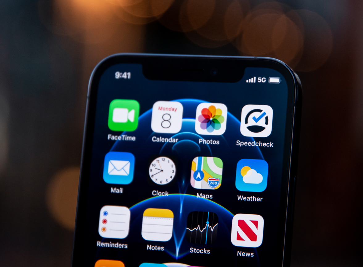 武冈苹果手机维修分享为什么 iPhone 12 在冬季会自动关机 